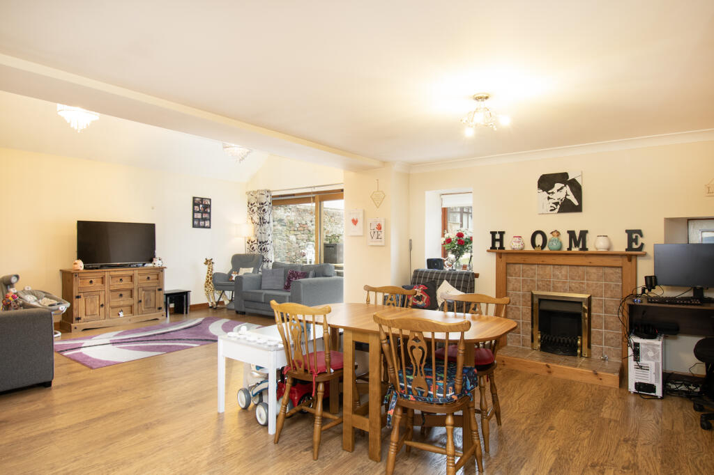 Additional image 9 of High Street, Laurencekirk, AB30