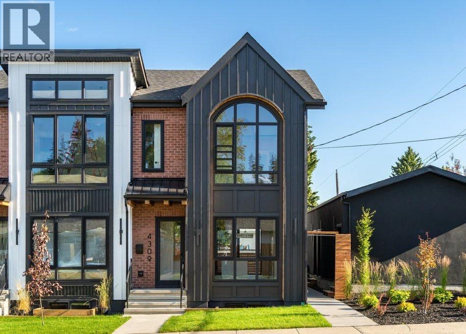 4309 32 Avenue SW|Calgary, Alberta T3E8A2