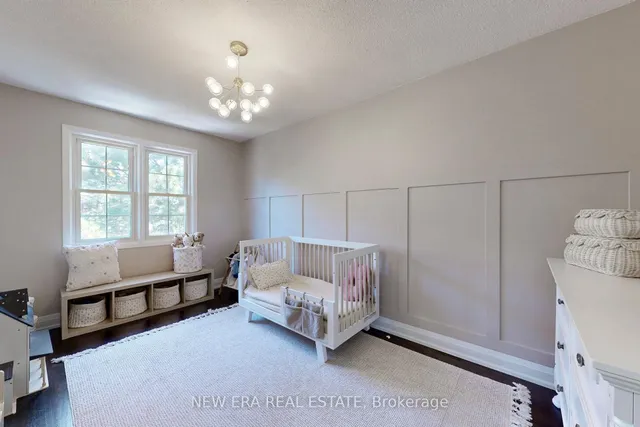 房产图片 28 - 1951 Rathburn Rd 单元 5