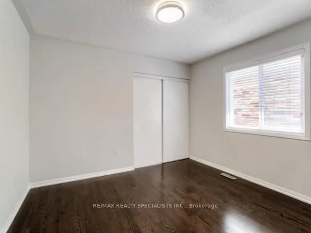 Additional image 32 of 923 Vickerman Way