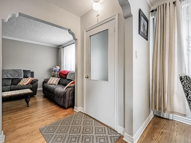 房产图片 5 - 61 Wise Cres