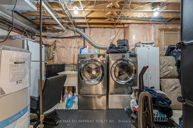 Additional image 31 of 461 HWY 8