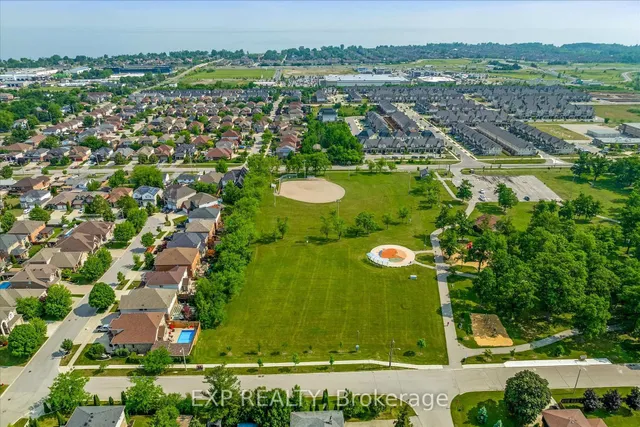 Additional image 42 of 45 Sauvignon Cres