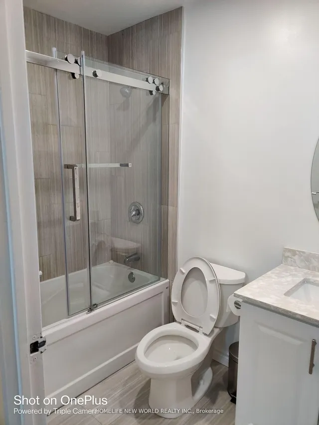 Additional image 8 of 519 Dundas St Unit 1001