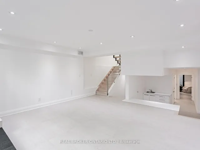 Additional image 49 of 82 Burlington St