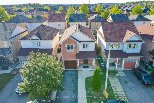 19 Earl Grey Cres