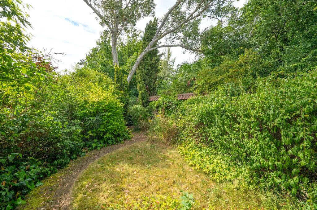 Additional image 16 of Suffolk Close, London Colney, St. Albans, Hertfordshire