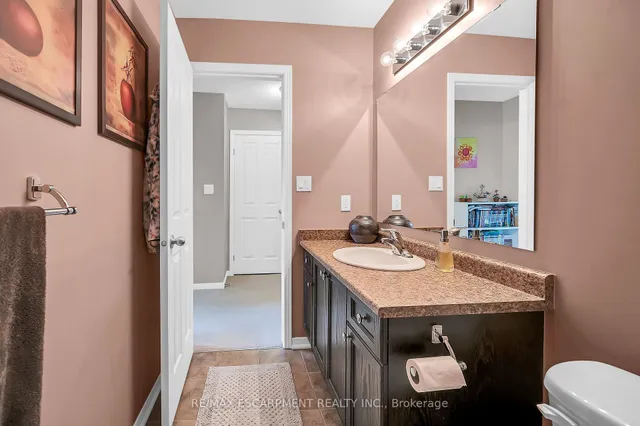 Additional image 34 of 121 Bankfield Cres