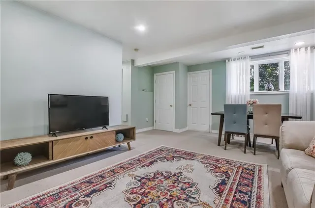 Additional image 31 of 95 General Dr