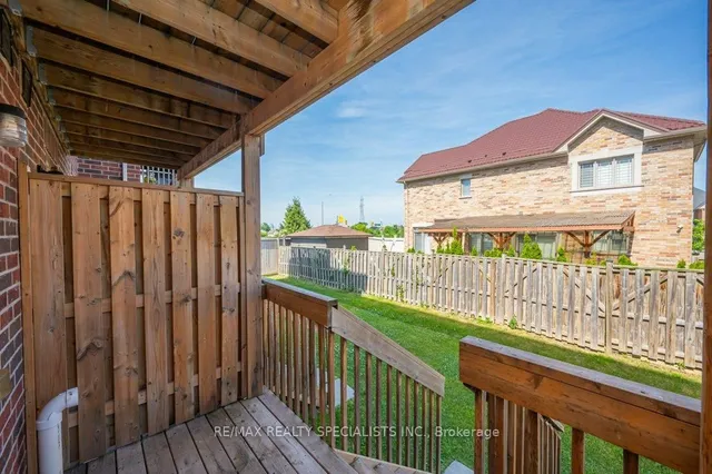 Additional image 38 of 34 Aspen Hills Rd