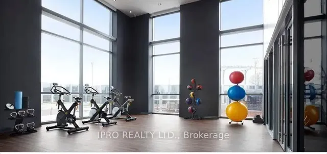 Additional image 16 of 255 Village Green Sq Unit 204