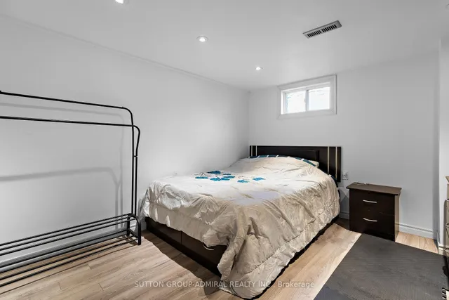 Additional image 30 of 24 Hucknall Rd