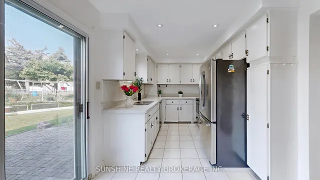 Additional image 13 of 115 Ambercroft Blvd