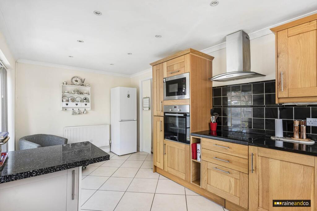 Additional image 22 of Heathcote Avenue, Hatfield