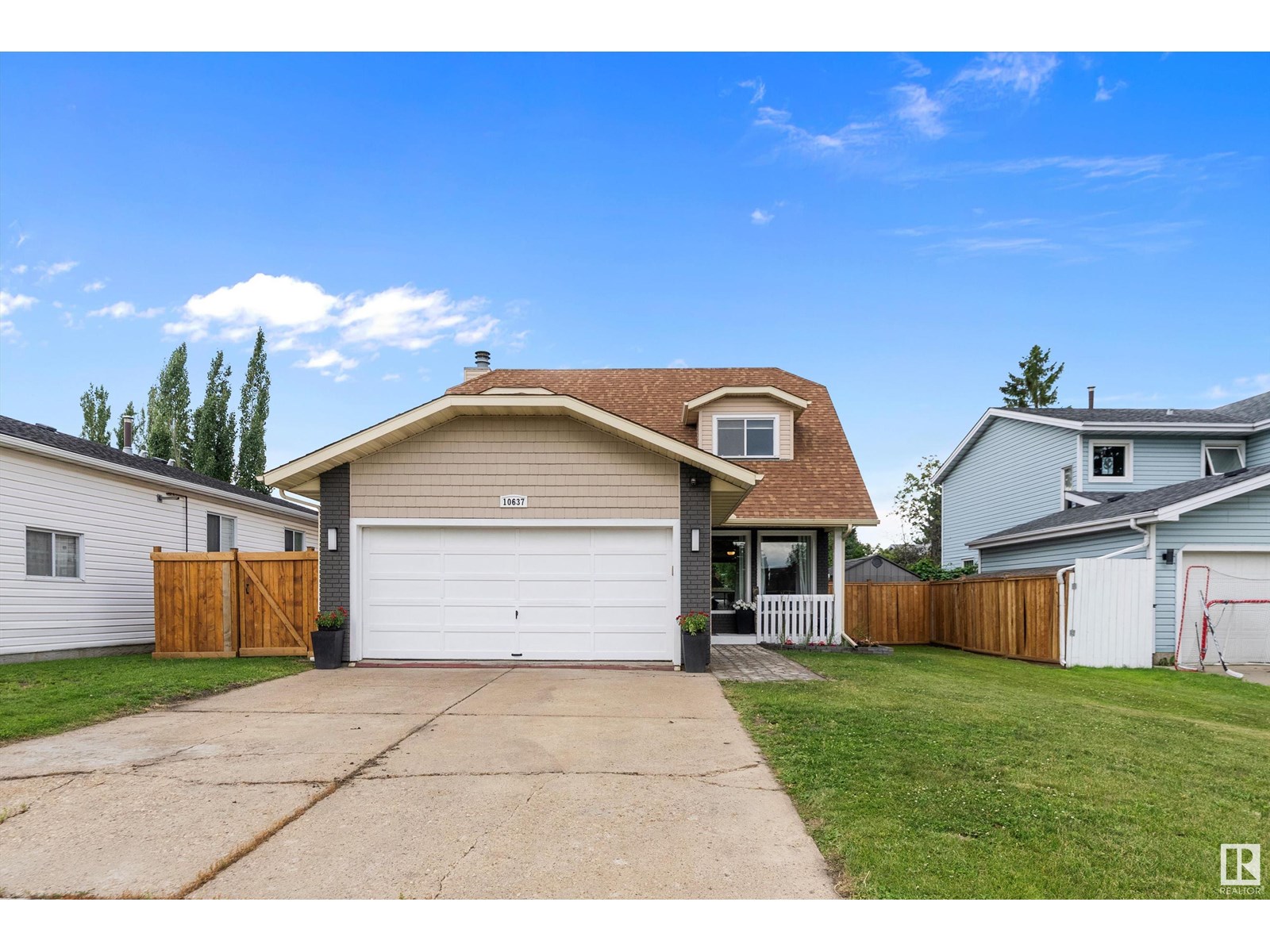 10637 11 AV NW|Edmonton, Alberta T6J6J5