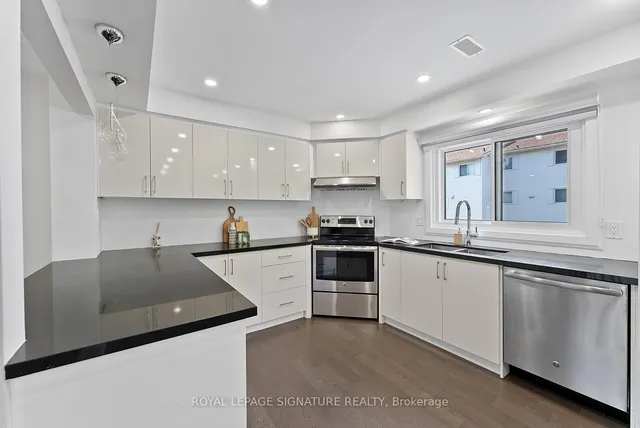 Additional image 16 of 70 Jenny Wrenway