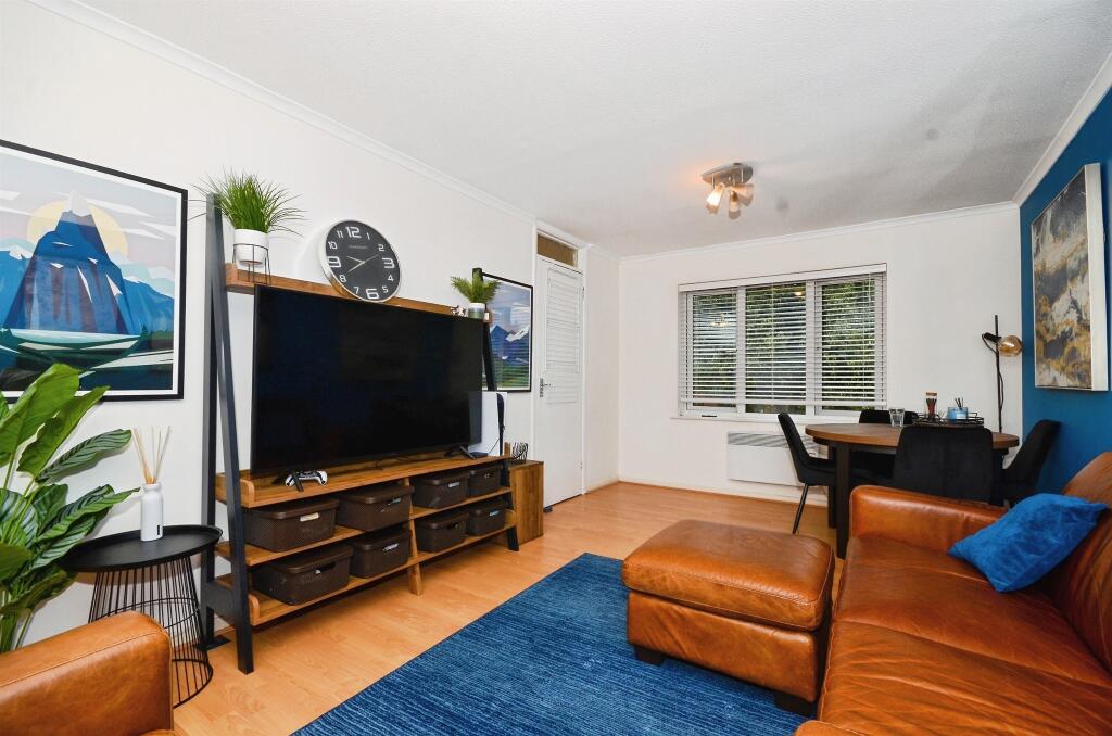 Additional image 13 of Broadlake Close, London Colney, St. Albans