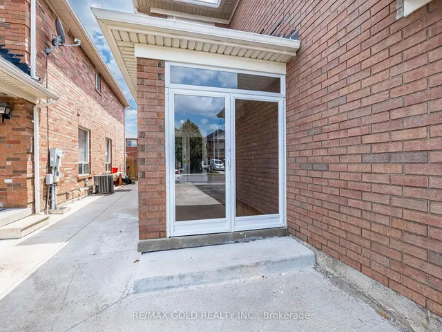 Additional image 2 of 35 Garibaldi Dr