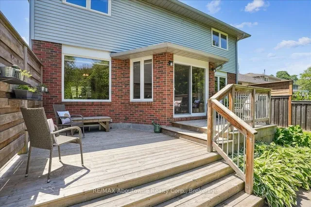 Additional image 35 of 559 Wallace St