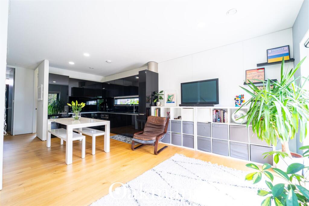 Additional image 7 of South Loop Park, Birmingham, B16