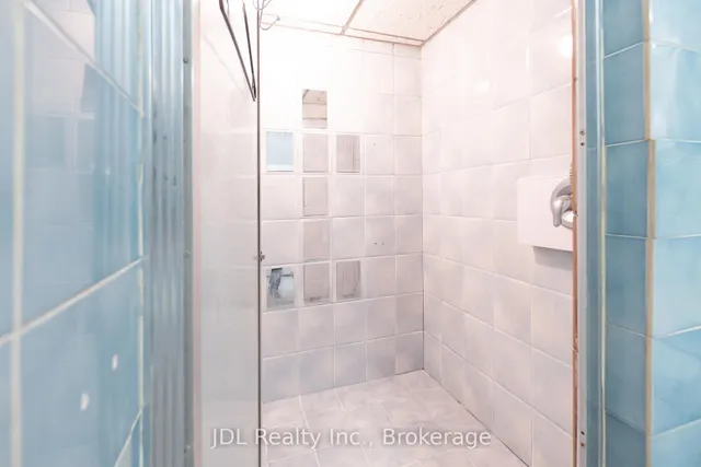 Additional image 24 of 121 Delmar Dr