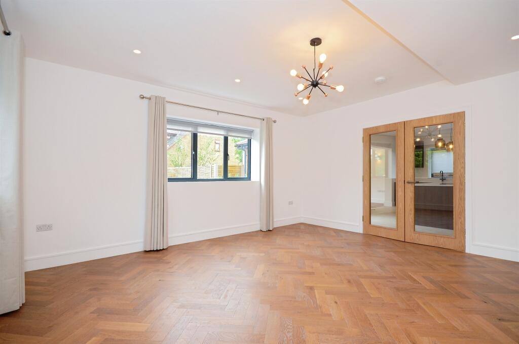 Additional image 8 of Wildwood Avenue, Bricket Wood, St. Albans