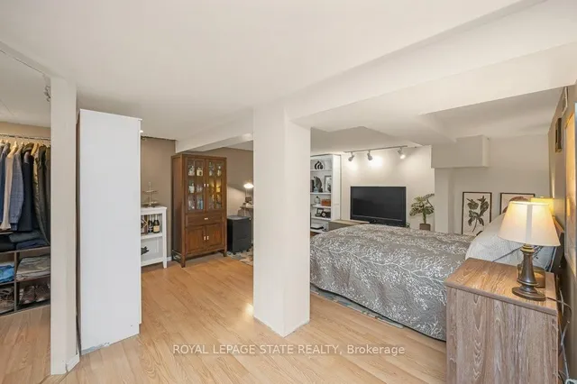 Additional image 28 of 891 Garth St