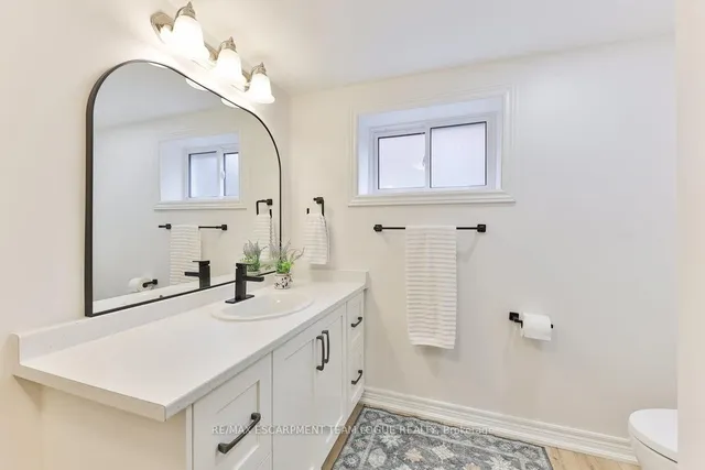 Additional image 37 of 149 East 33rd St