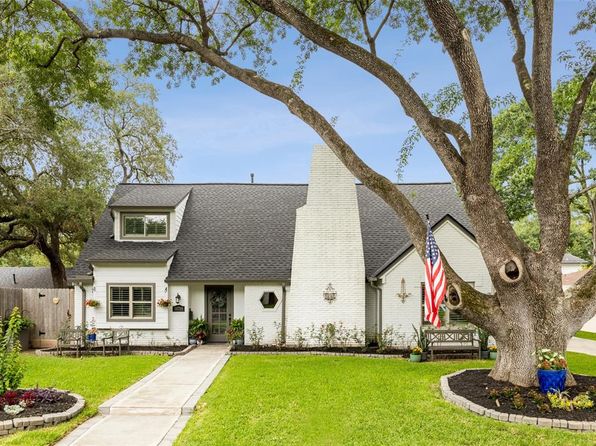 10719 Sugar Hill Dr, Houston, TX 77042