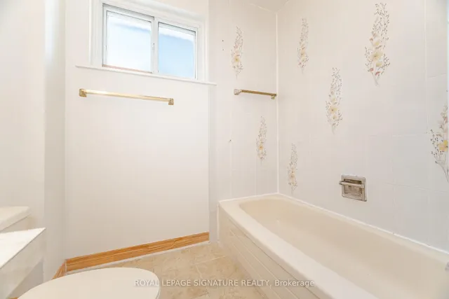 Additional image 36 of 70 Regatta Cres