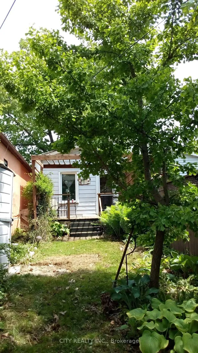 Additional image 5 of 54 Grandville Ave