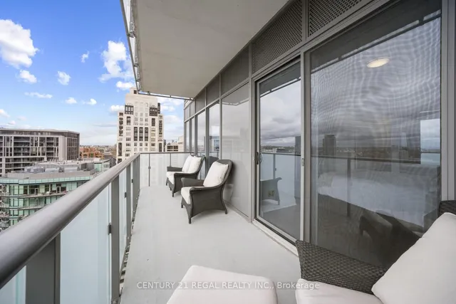 房产图片 14 - 多伦多圣玛丽街65号 Unit 2407