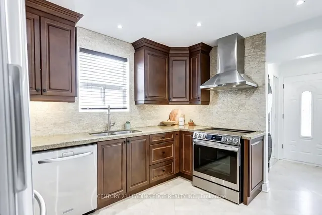 Additional image 15 of 63 DELWOOD Dr