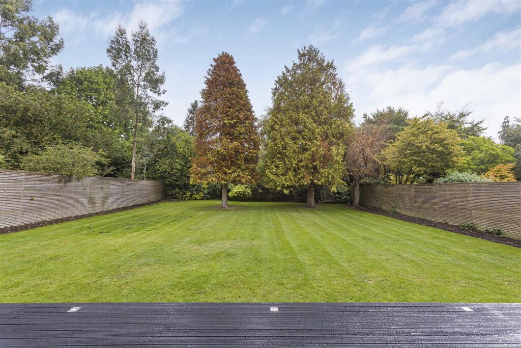 Additional image 18 of Pine Grove, Brookmans Park, Hatfield