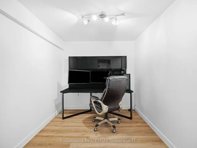 Additional image 33 of 55 Summerhill Cres