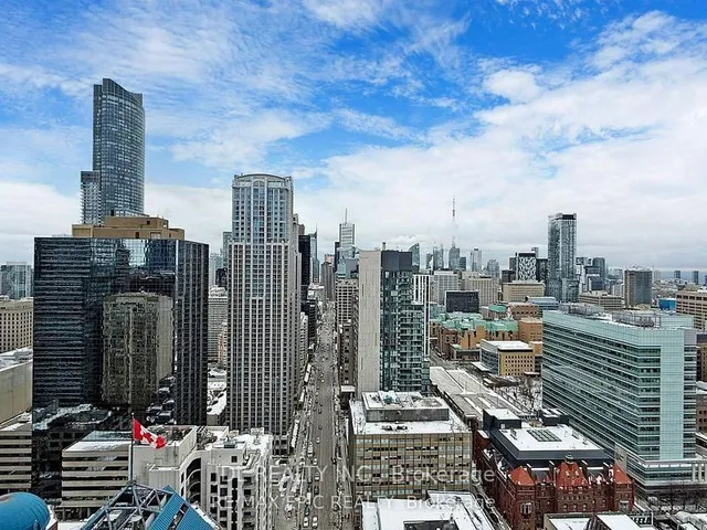 Additional image 2 of 832 Bay St Unit 2208