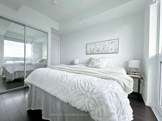 Additional image 10 of 39 Roehampton Ave Unit 2810