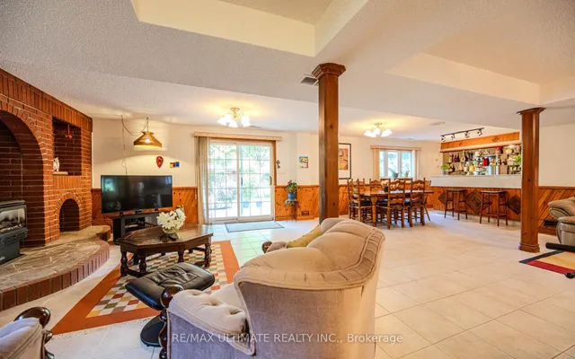 Additional image 42 of 7 Marker Crt