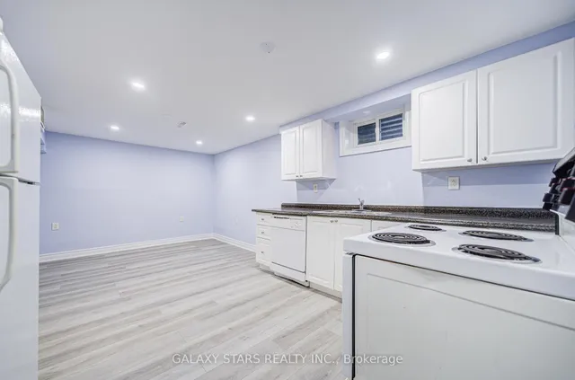 Additional image 46 of 16 Blairwood Terr