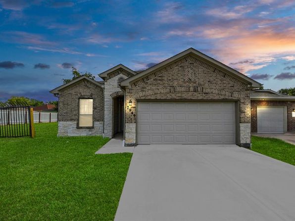 7947 Cinderella St, Houston, TX 77028