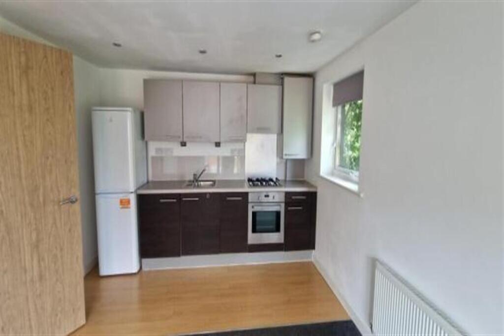 Additional image 2 of 2 bedroom property in Great Colmore Street, Birmingham