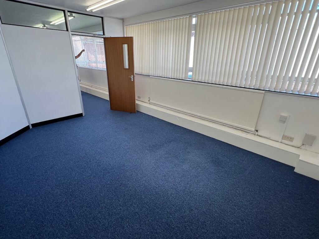 Additional image 6 of 104 High Street, London Colney, St. Albans, AL2 1QL