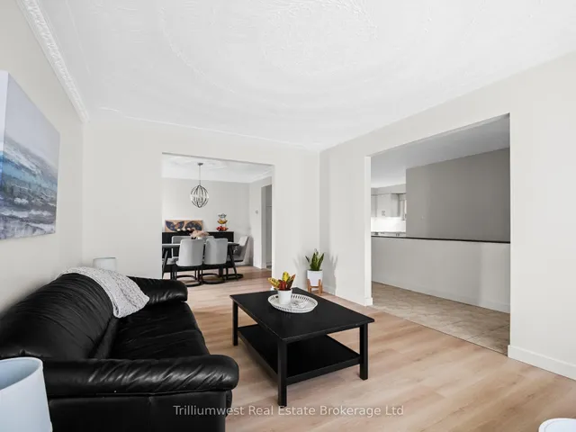 Additional image 12 of 55 Summerhill Cres