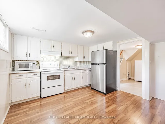 Additional image 30 of 16 Mozart Ave