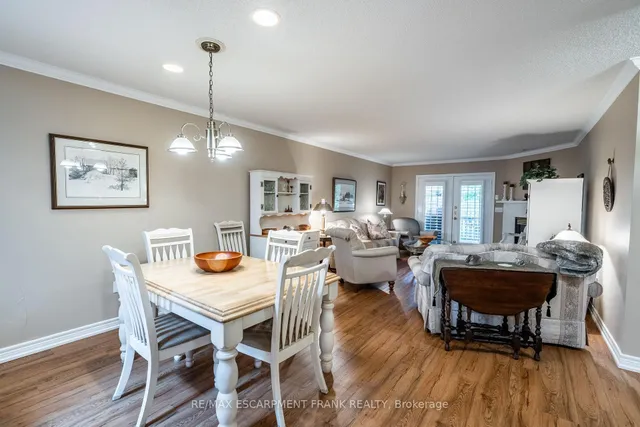 Additional image 10 of 810 GOLF LINKS Rd Unit 23