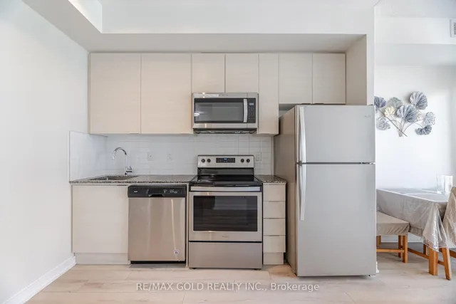 Additional image 5 of 621 Sheppard Ave Unit 619