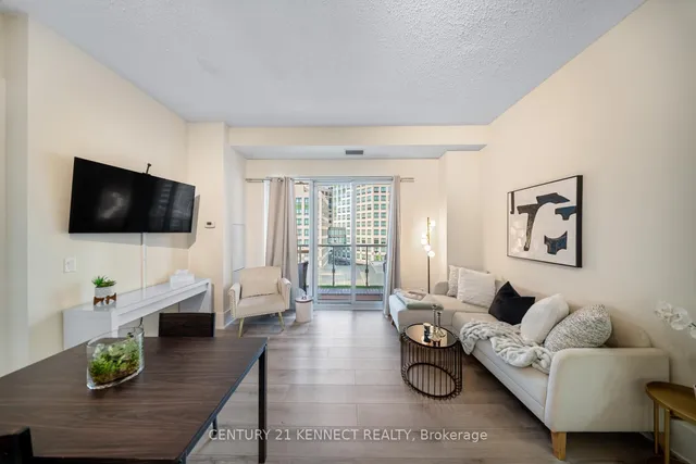 Additional image 4 of 20 John St Unit 617