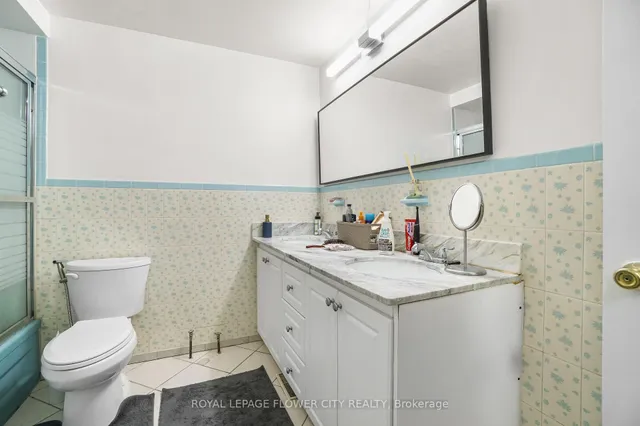 房产图片 22 - 167 SHOREHAM Dr