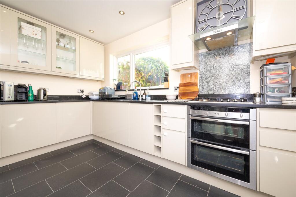 Additional image 20 of Suffolk Close, London Colney, St. Albans, Hertfordshire