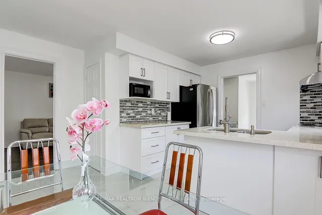 Additional image 16 of 52 Baylawn Dr